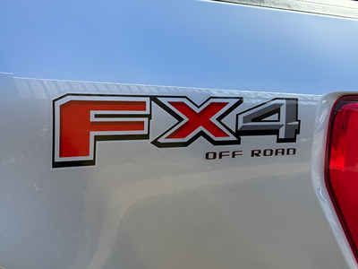 2023 Ford F-150 Lariat Crew Cab
