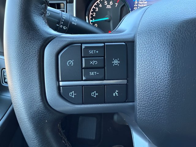 2023 Ford F-150 XLT Crew Cab