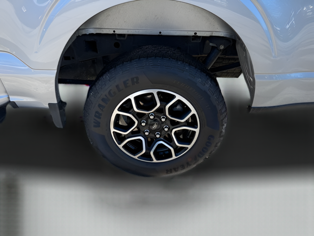 2023 Ford F-150 XLT Crew Cab