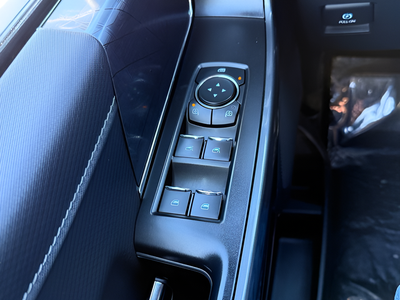 2023 Ford F-150 XLT Crew Cab