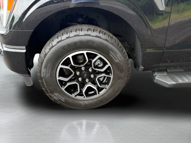 2023 Ford F-150 XLT Crew Cab