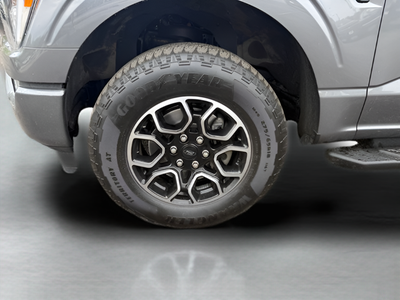 2023 Ford F-150 XLT Crew Cab