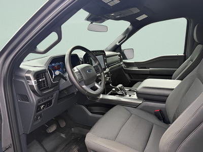 2023 Ford F-150 XLT Crew Cab