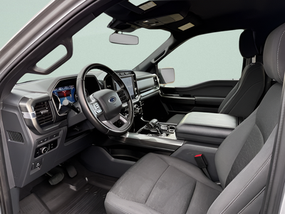 2023 Ford F-150 XLT Crew Cab W/ Leather