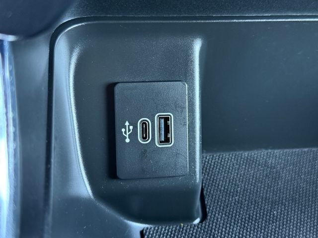 2025 Ford F-150 XLT Crew Cab