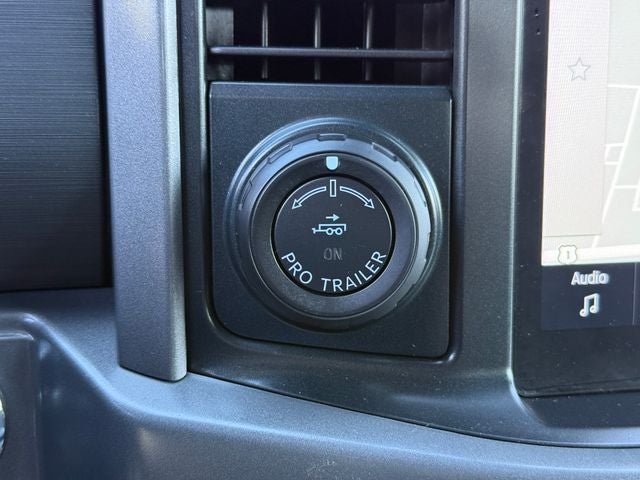 2025 Ford F-150 XLT Crew Cab