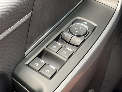 2025 Ford F-150 XLT Crew Cab