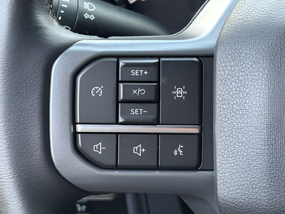 2023 Ford F-150 XLT Crew Cab