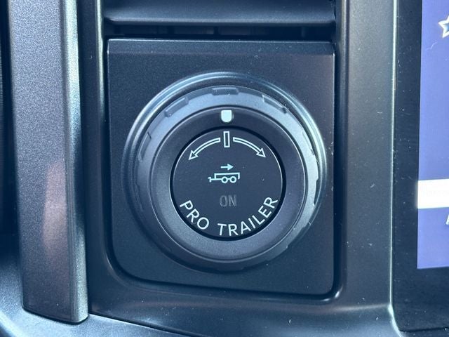 2023 Ford F-150 XLT Crew Cab