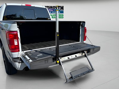 2023 Ford F-150 XLT Crew Cab