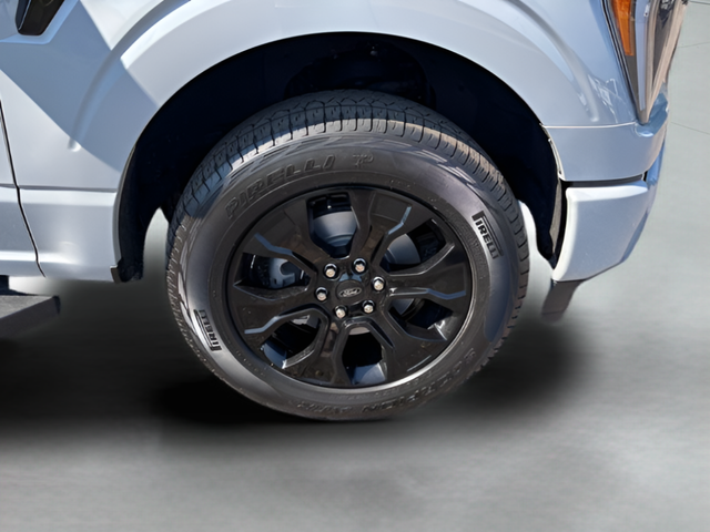2023 Ford F-150 XLT Crew Cab
