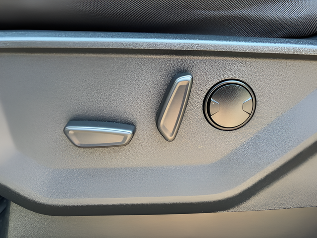 2023 Ford F-150 XLT Crew Cab