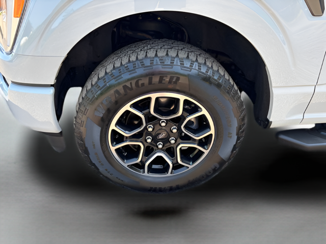 2023 Ford F-150 XLT Crew Cab