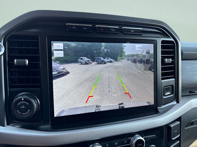 2023 Ford F-150 XLT Crew Cab