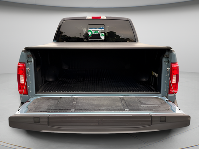 2023 Ford F-150 XLT Crew Cab