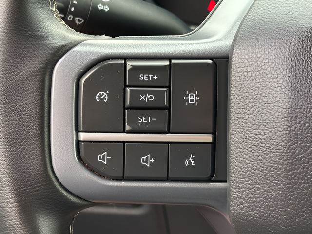 2023 Ford F-150 XLT Crew Cab