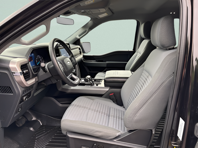 2023 Ford F-150 XLT Crew Cab