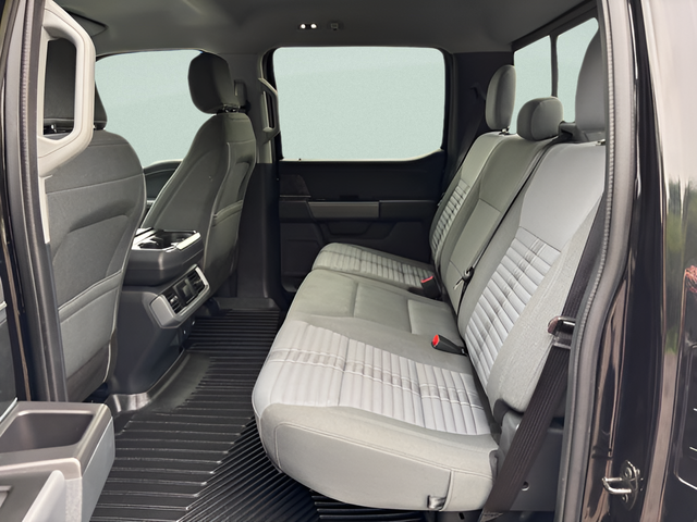 2023 Ford F-150 XLT Crew Cab