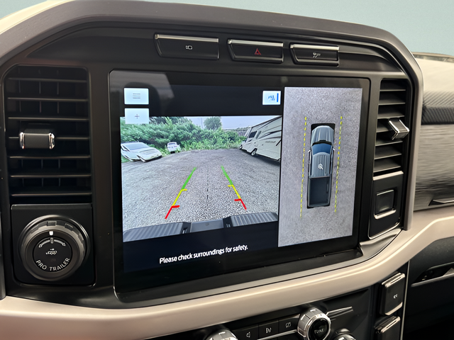 2023 Ford F-150 XLT Crew Cab