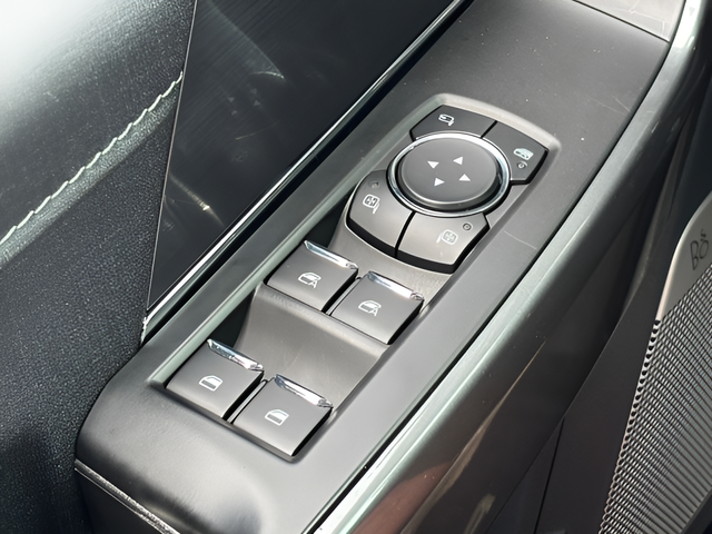 2023 Ford F-150 Lariat Crew Cab