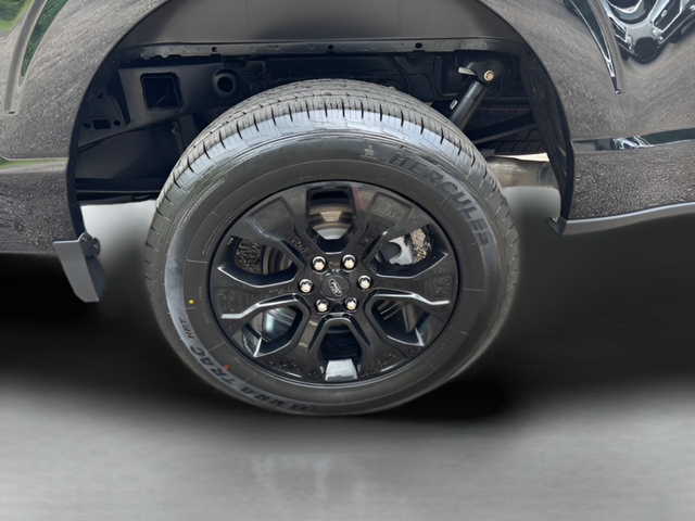 2023 Ford F-150 Lariat Crew Cab
