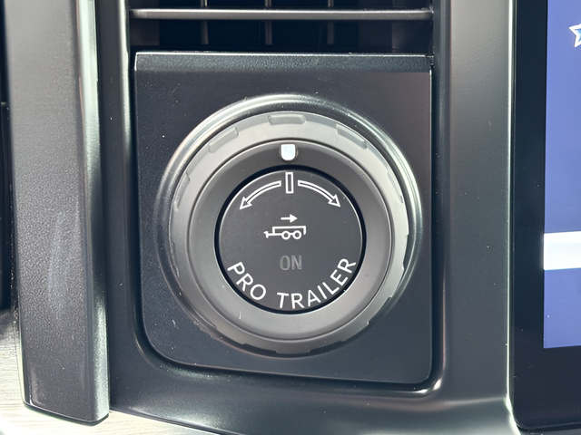 2023 Ford F-150 Lariat Crew Cab