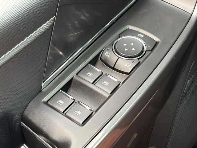 2023 Ford F-150 XLT Crew Cab