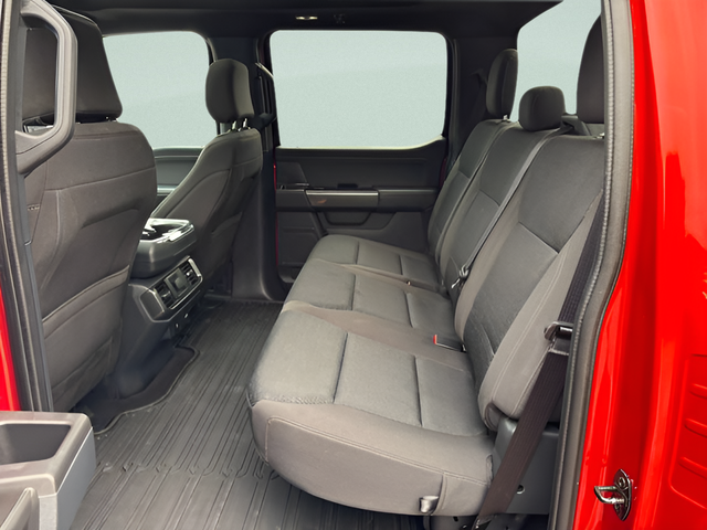 2023 Ford F-150 XLT Crew Cab