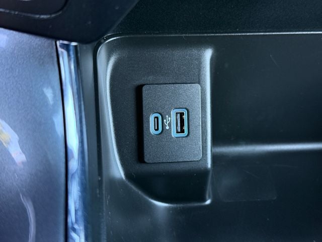 2023 Ford F-150 XLT Crew Cab
