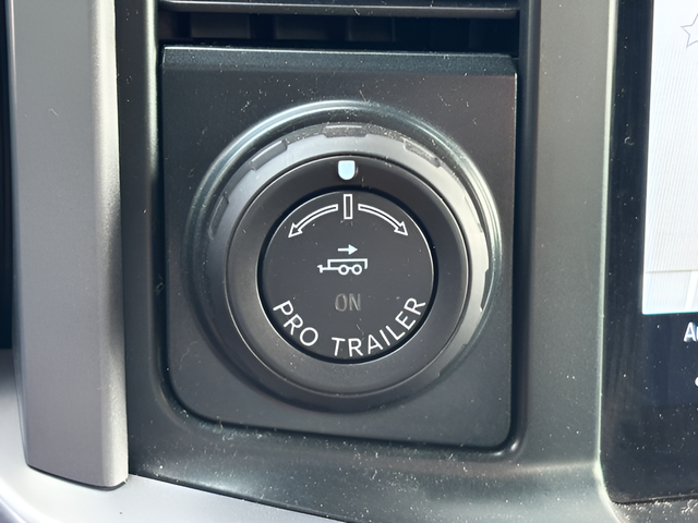 2025 Ford F-150 XLT Crew Cab