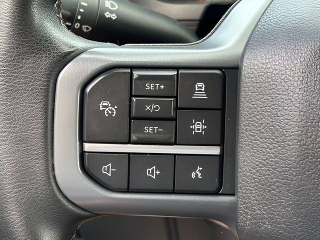 2025 Ford F-150 XLT Crew Cab