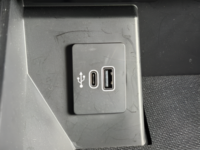 2025 Ford F-150 Lariat Crew Cab