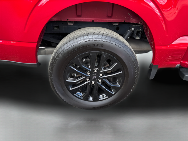 2025 Ford F-150 Lariat Crew Cab