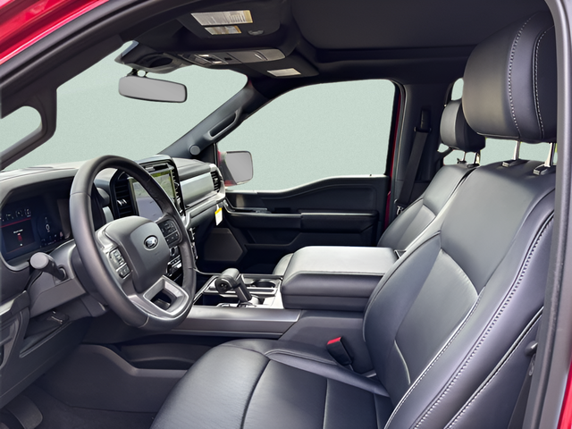 2025 Ford F-150 Lariat Crew Cab
