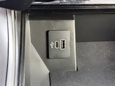 2025 Ford F-150 Lariat Crew Cab