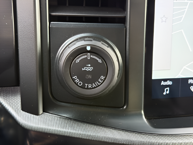 2025 Ford F-150 Lariat Crew Cab