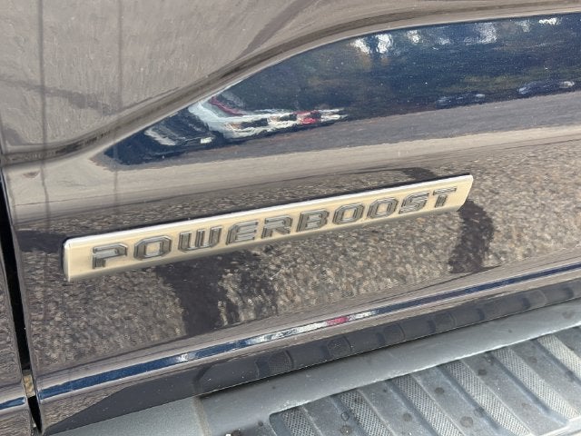2025 Ford F-150 Lariat Crew Cab