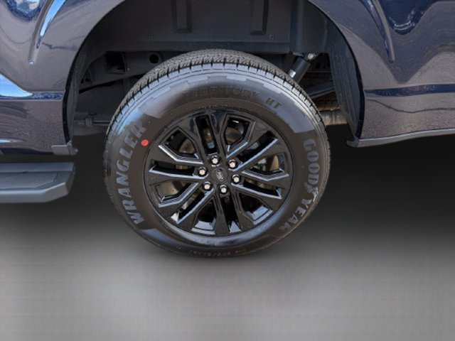 2025 Ford F-150 Lariat Crew Cab
