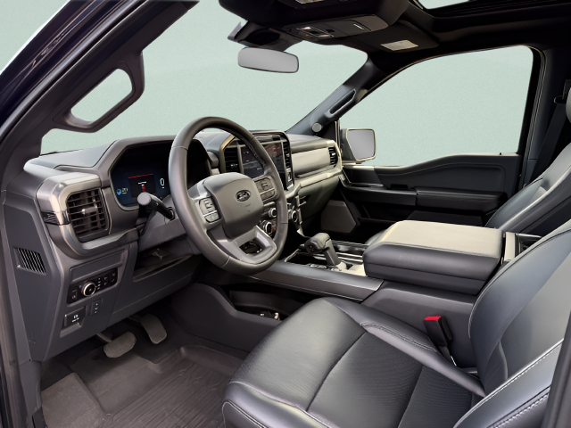 2025 Ford F-150 Lariat Crew Cab