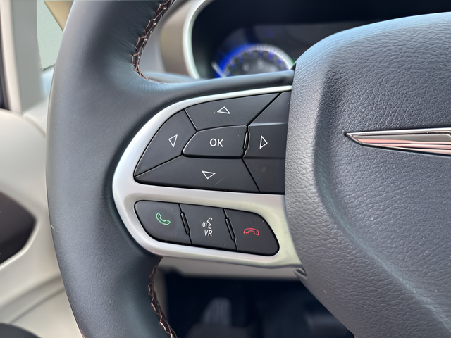 2017 Chrysler Pacifica Touring L