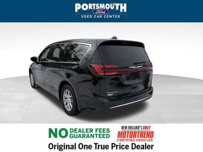 2024 Chrysler Pacifica Touring L