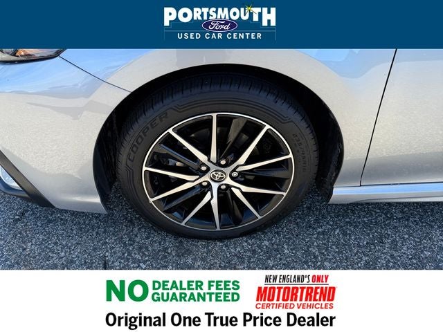 2023 Toyota Camry Hybrid SE