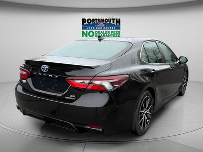 2023 Toyota Camry Hybrid SE