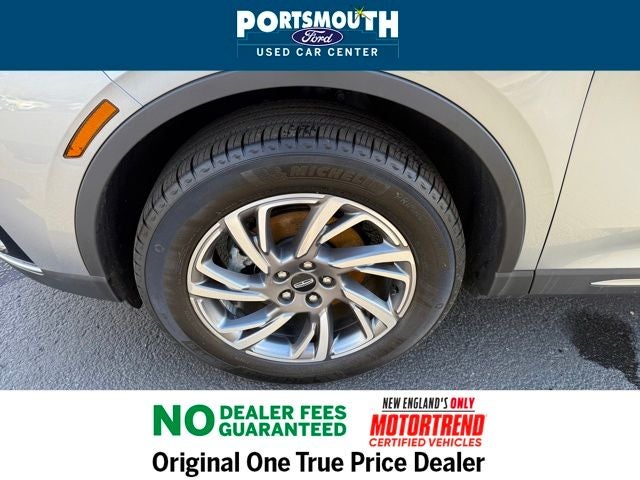 2023 Lincoln Corsair Standard