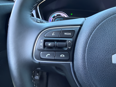 2022 Kia Niro LXS