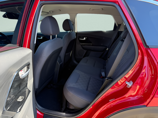2022 Kia Niro LXS